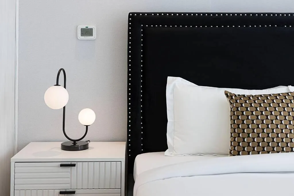 Magnificent - Luxurious 3 Bedroom With Marina View Dubai