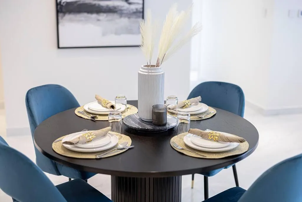 Magnificent - Luxurious 3 Bedroom With Marina View Dubai 0*,